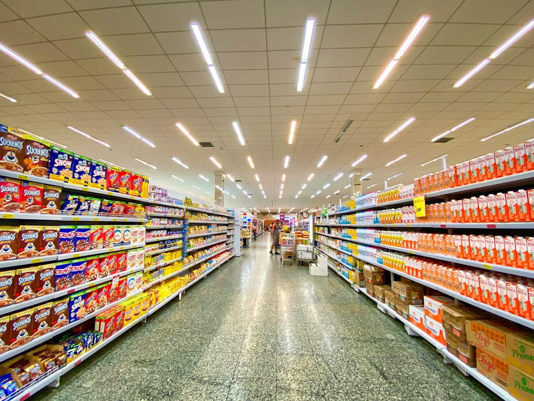 Retail shelf monitoring representative image